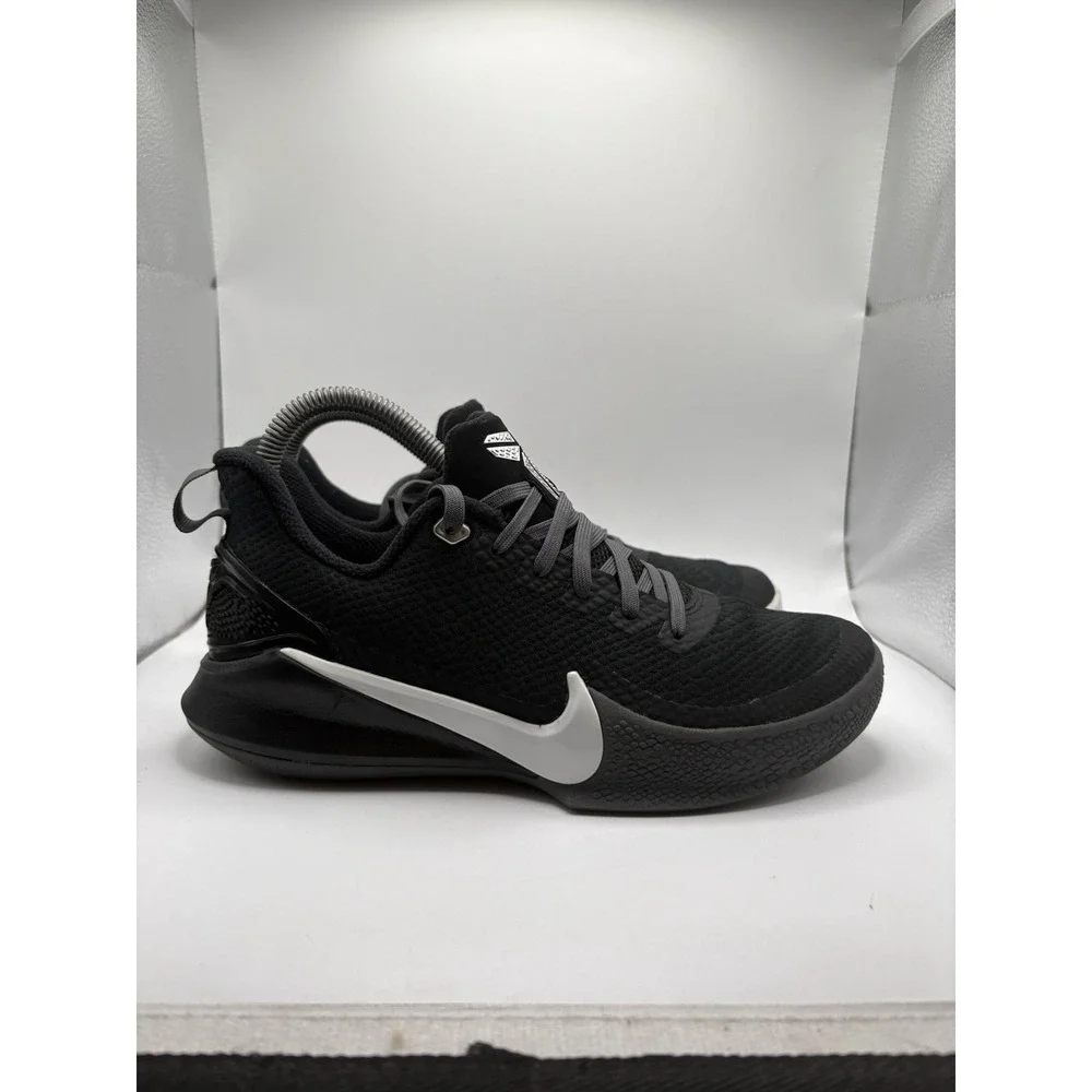 Nike Kobe Mamba Focus Black Basketball Shoes Youth Size 5.5‎ AT1214-001